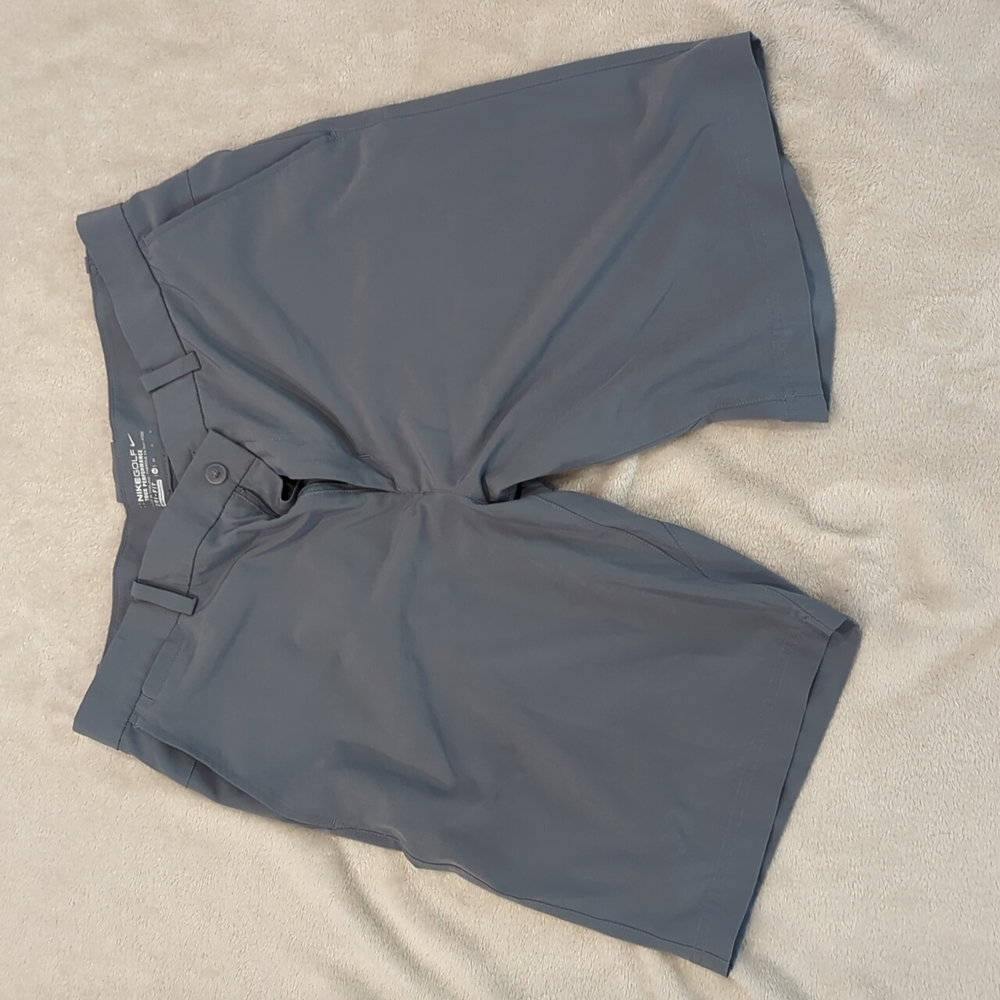 Nike golf shorts tour performance DRI fit nwot size 34